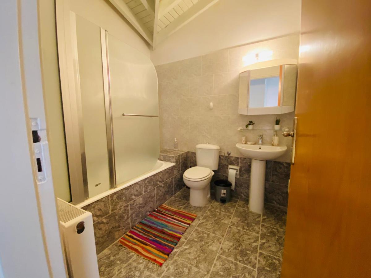 Gaia - 4 Bedroom House In Larnaca Exterior foto